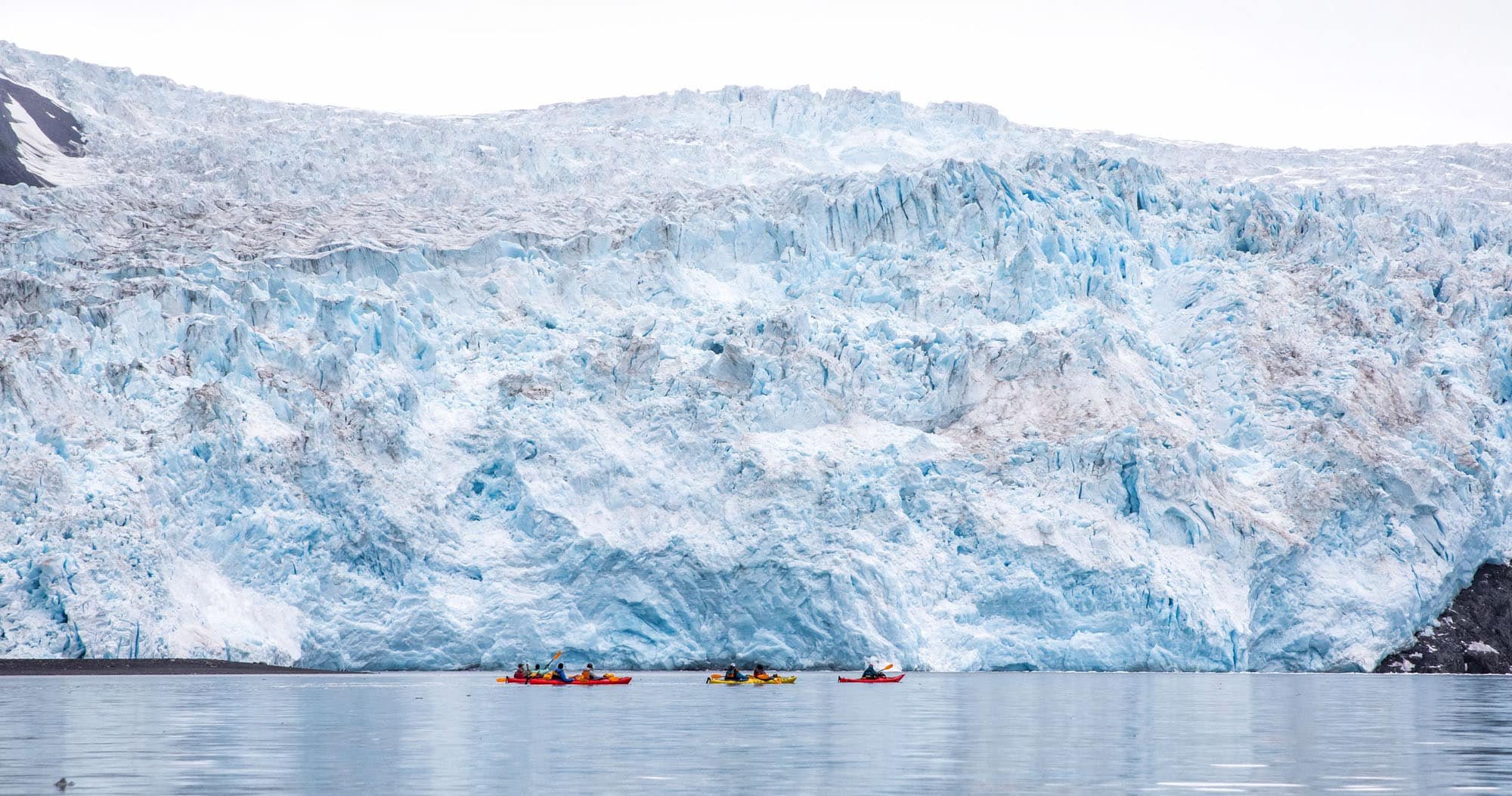 알리알릭 빙하(Aialik Glacier) 또는 홀게이트 빙하(Holgate Glacier) 전면
